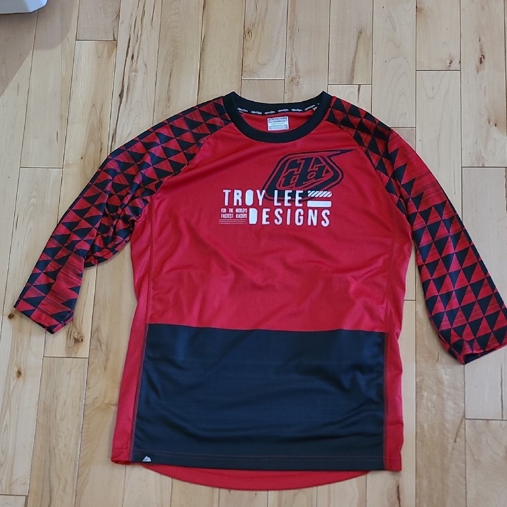 Troy Lee Designs Men's Size Medium 3/4 Length Sleeve Ruckus Jersey